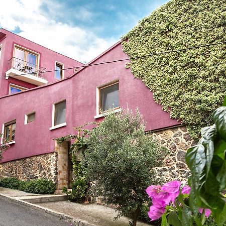 L'Isola Guesthouse (Adults Only) Heybeliada Bagian luar foto